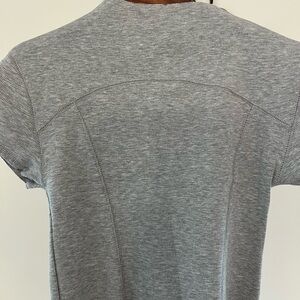 Chic Gray Women's Crop Top